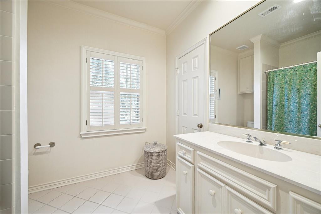 3769 Sunset Boulevard