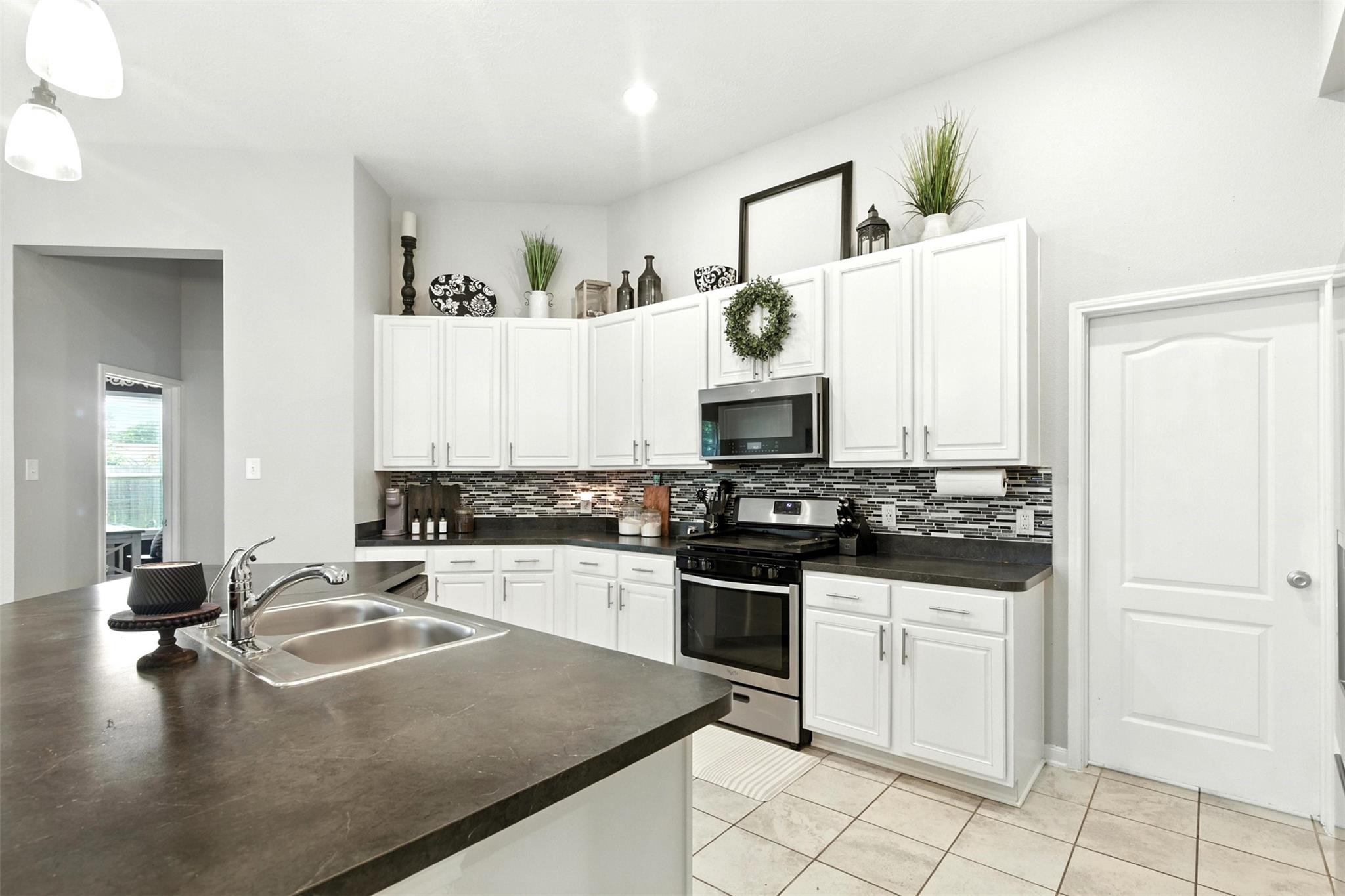 10007 Cimarron Canyon Lane