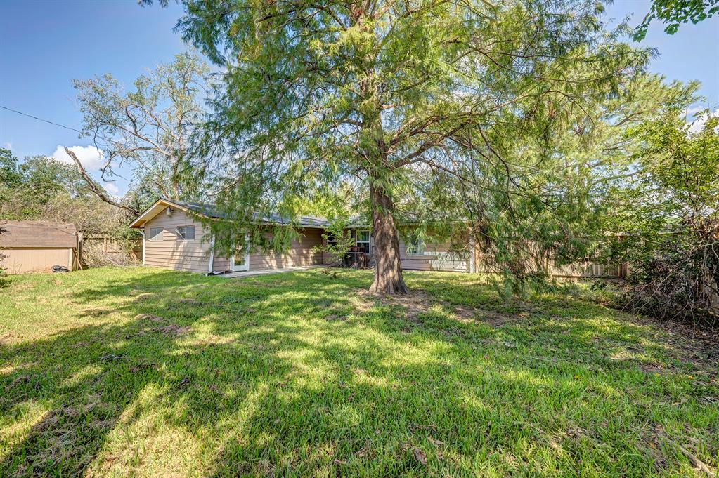 5966 Glenhurst Drive