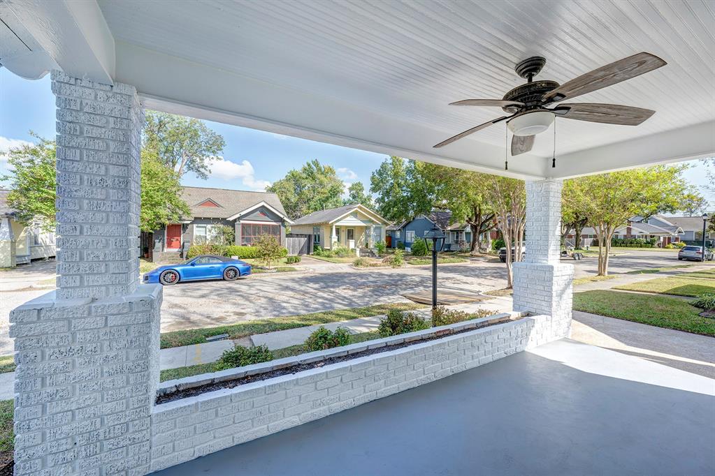 1016 W Cottage Street