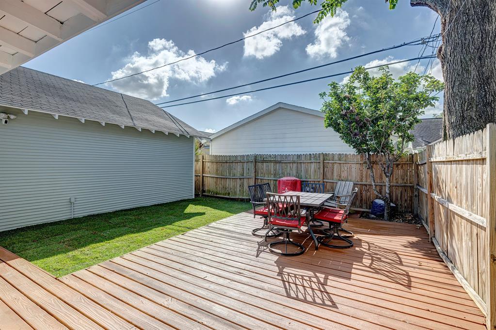 1016 W Cottage Street