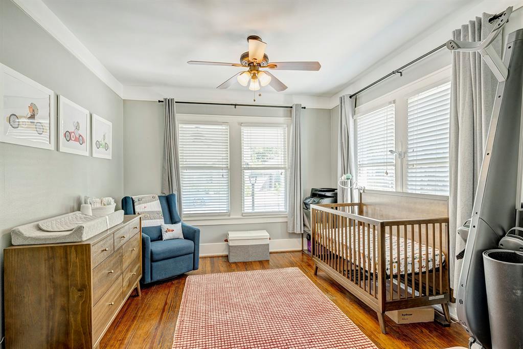 1016 W Cottage Street