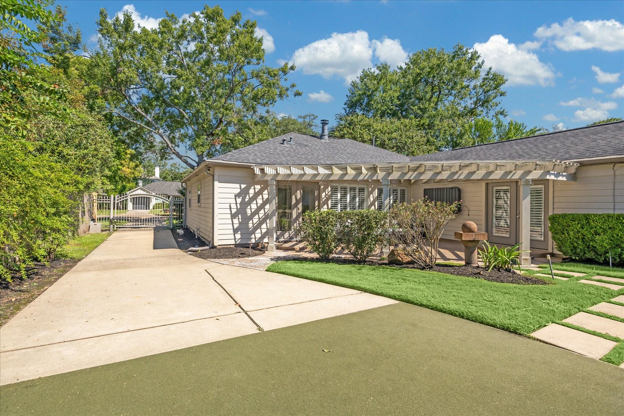 4019 W Alabama Street