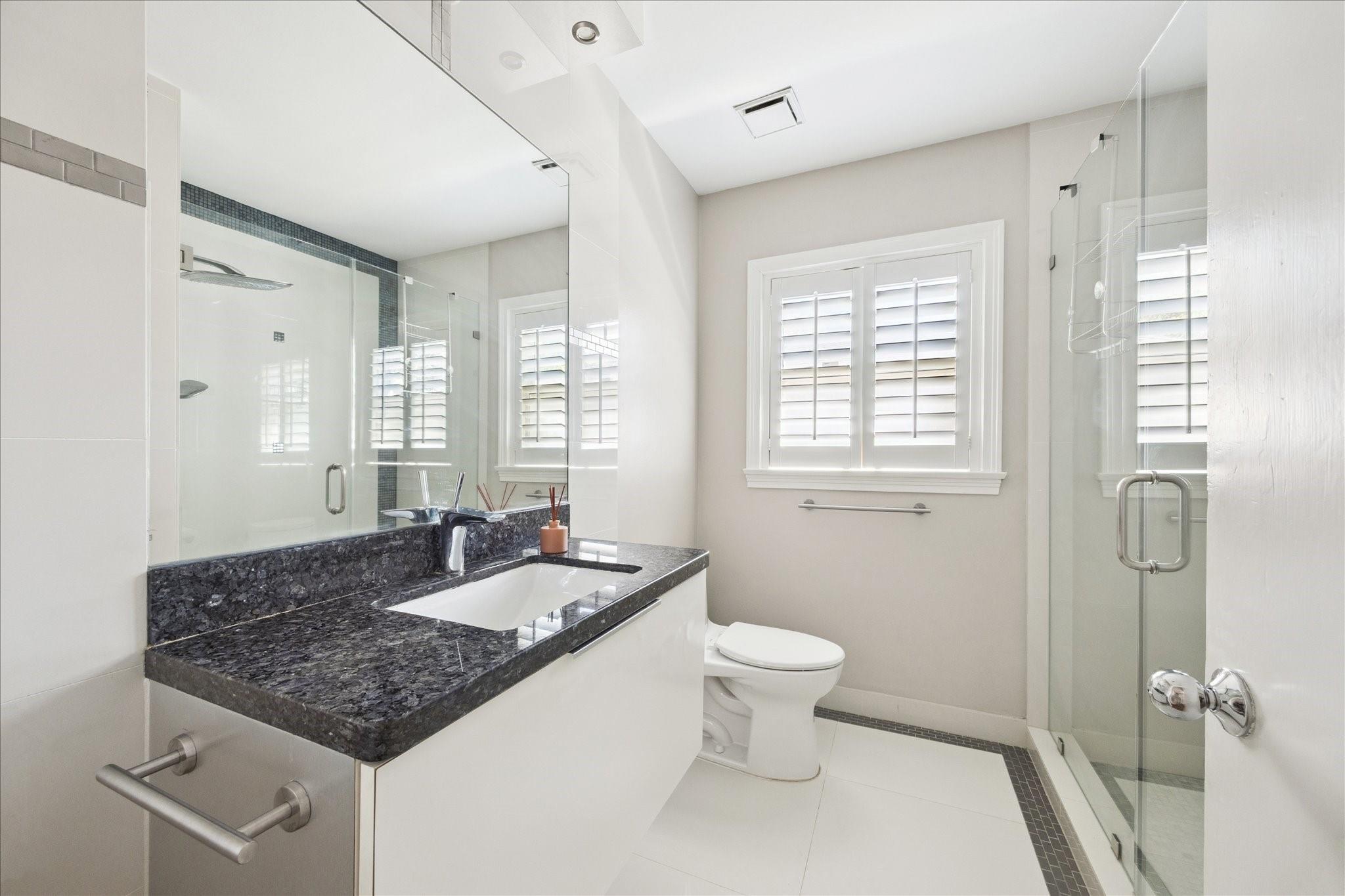 4019 W Alabama Street