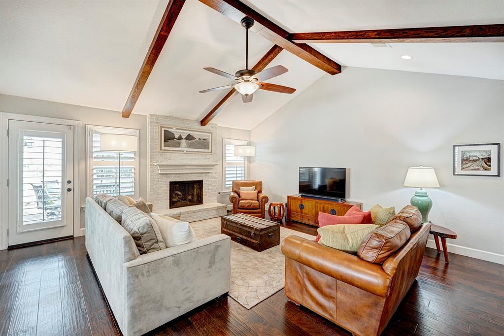 14550 Carolcrest Drive