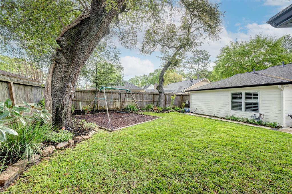 14550 Carolcrest Drive