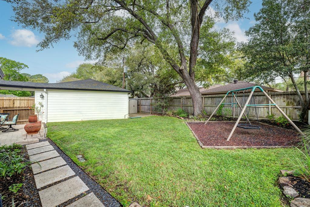 14550 Carolcrest Drive