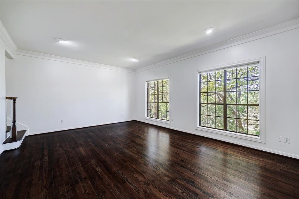 19 Crestwood Drive # 2