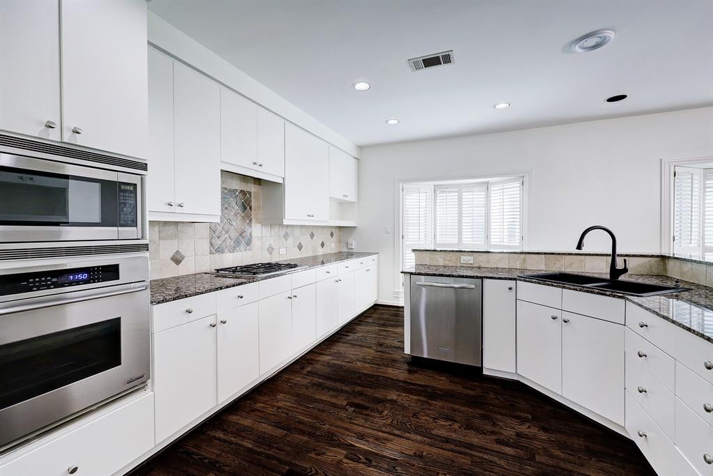19 Crestwood Drive # 2