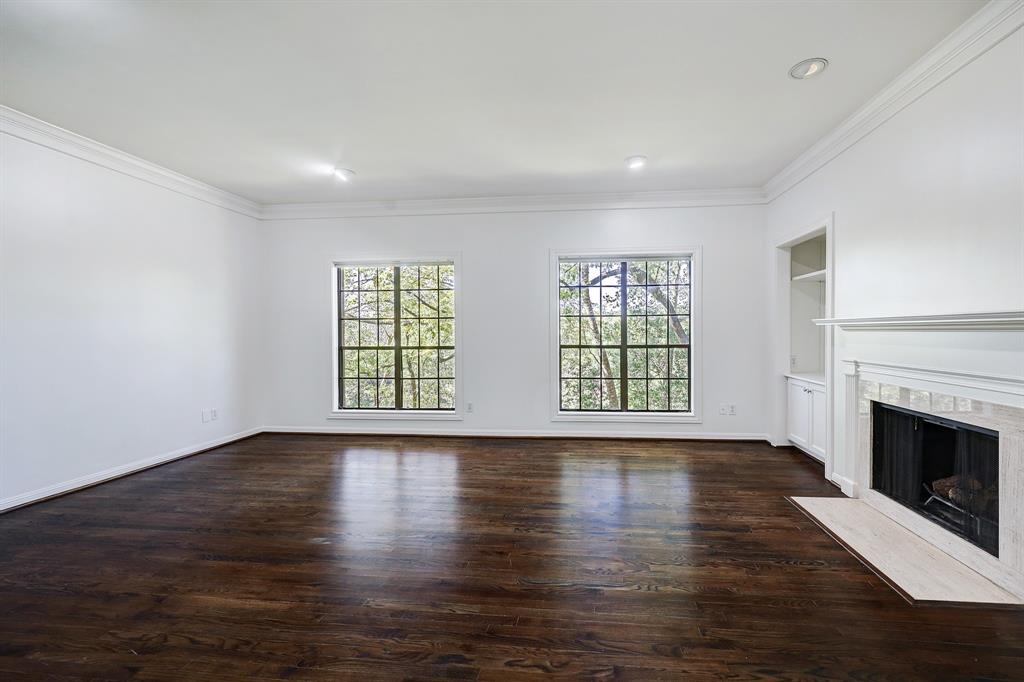 19 Crestwood Drive # 2