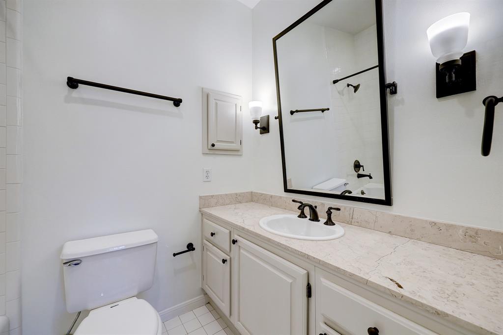 19 Crestwood Drive # 2