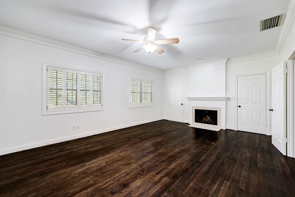 19 Crestwood Drive # 2