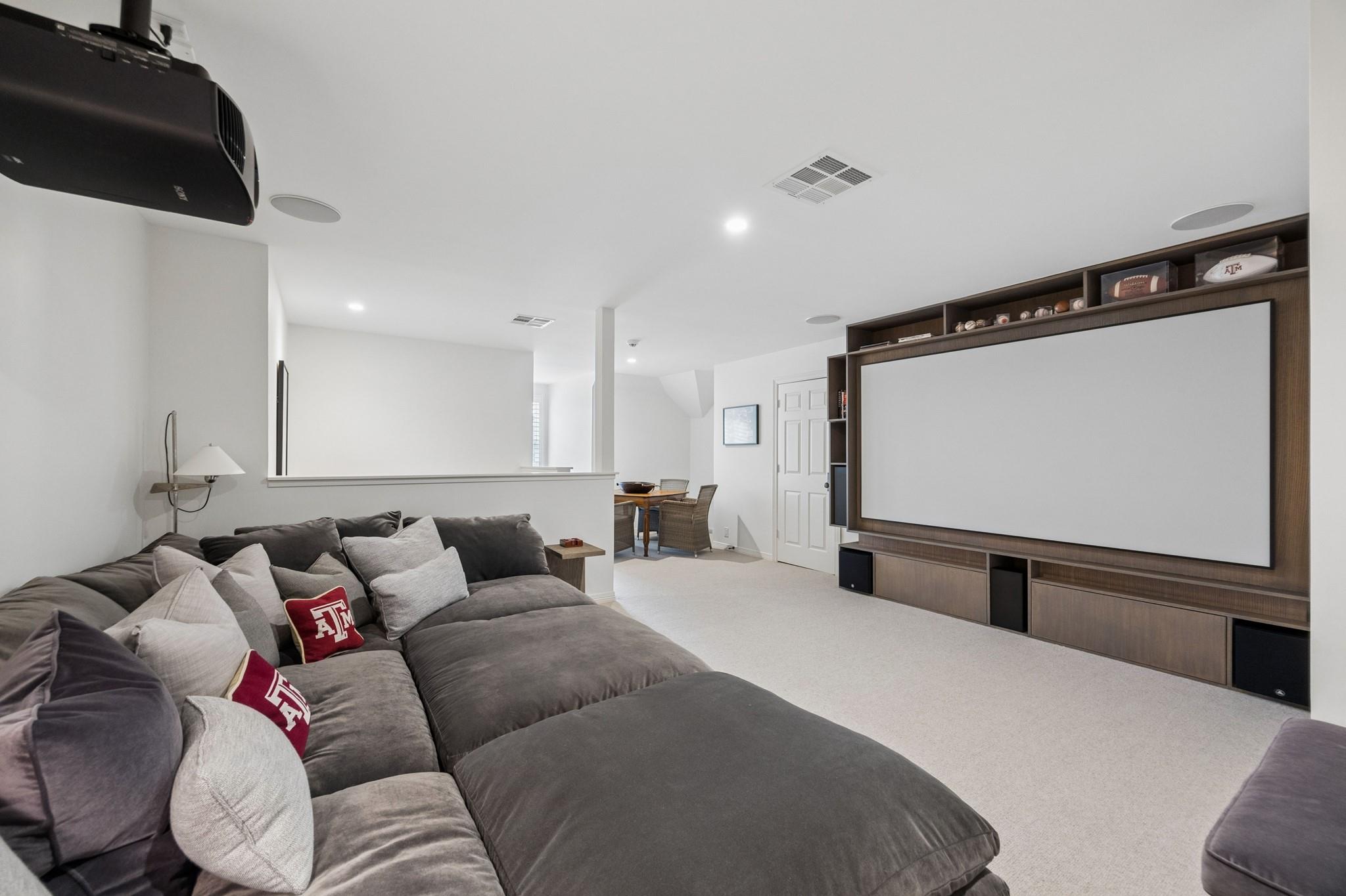 3036 Locke Lane