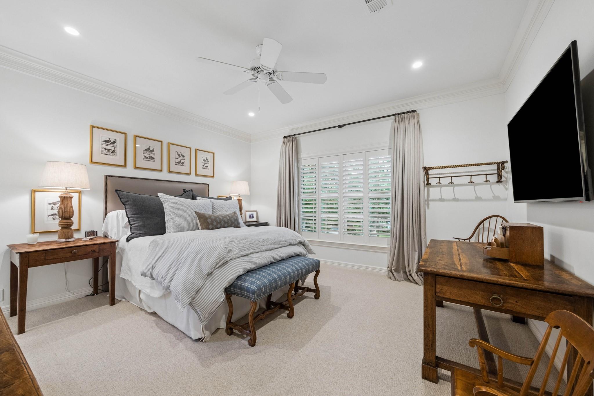 3036 Locke Lane