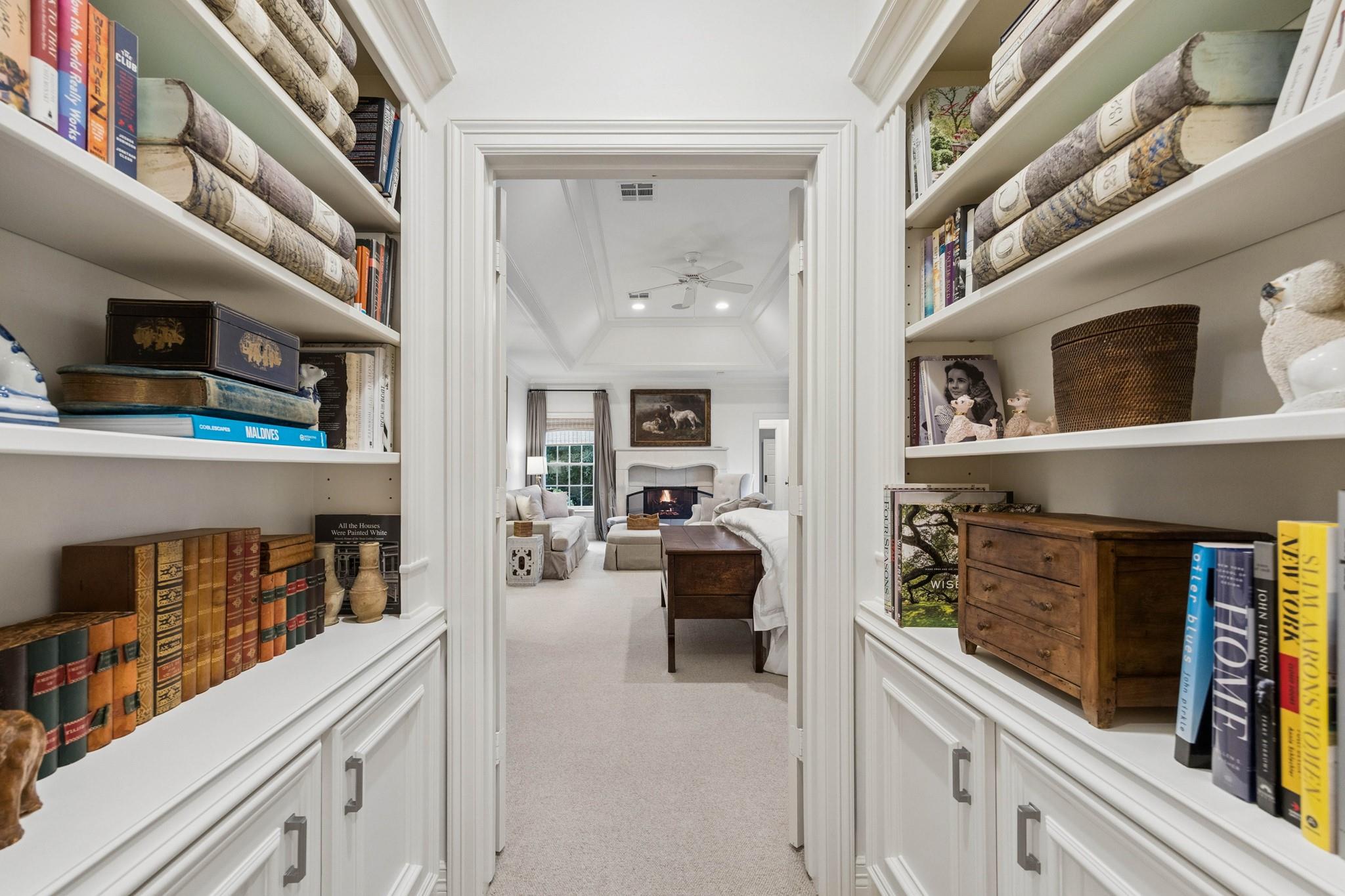 3036 Locke Lane
