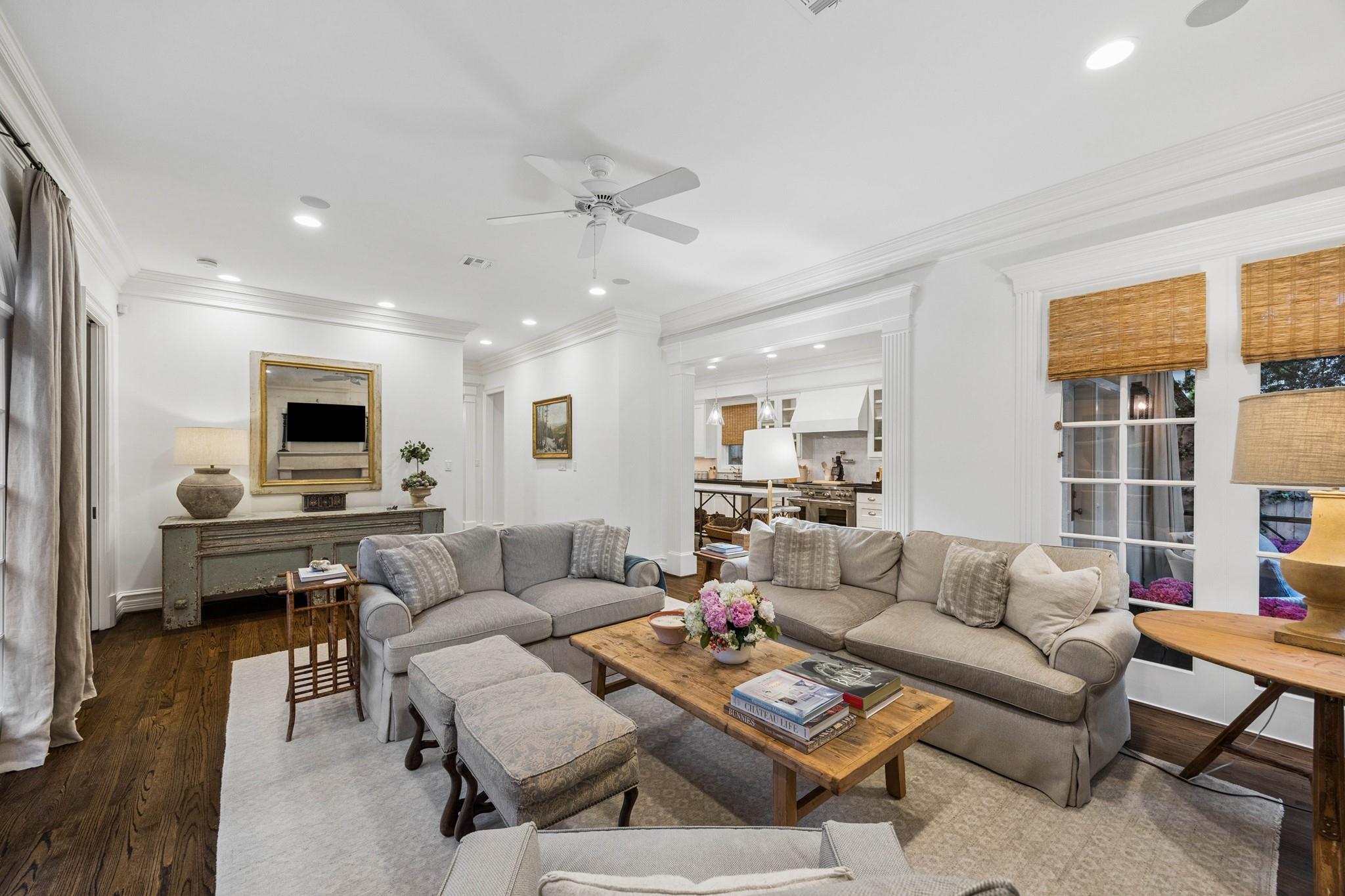 3036 Locke Lane