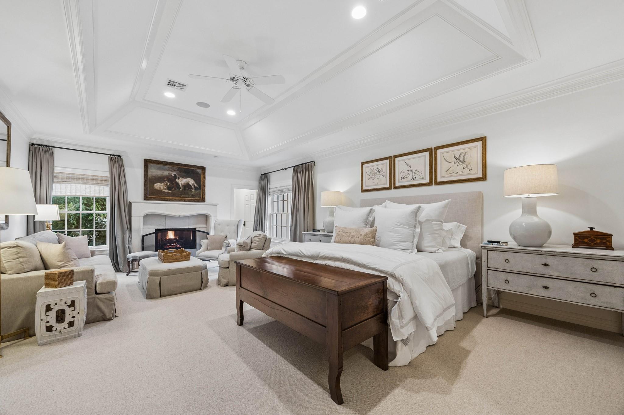 3036 Locke Lane