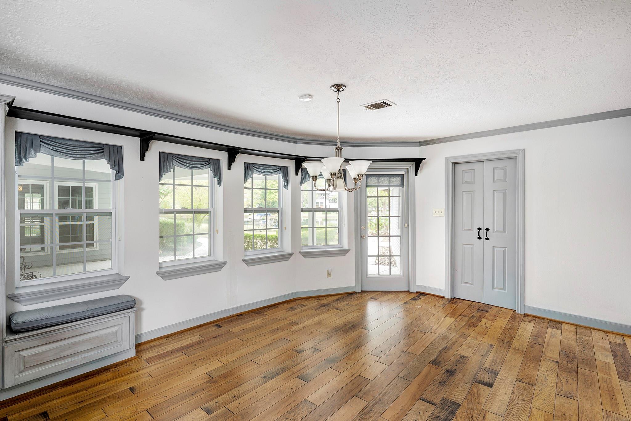13106 Lookout Mountain Court
