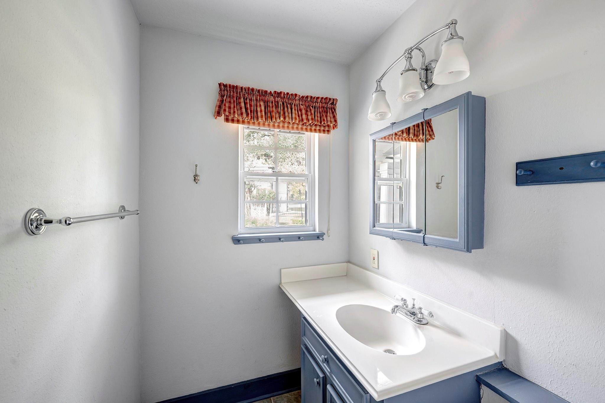 13106 Lookout Mountain Court