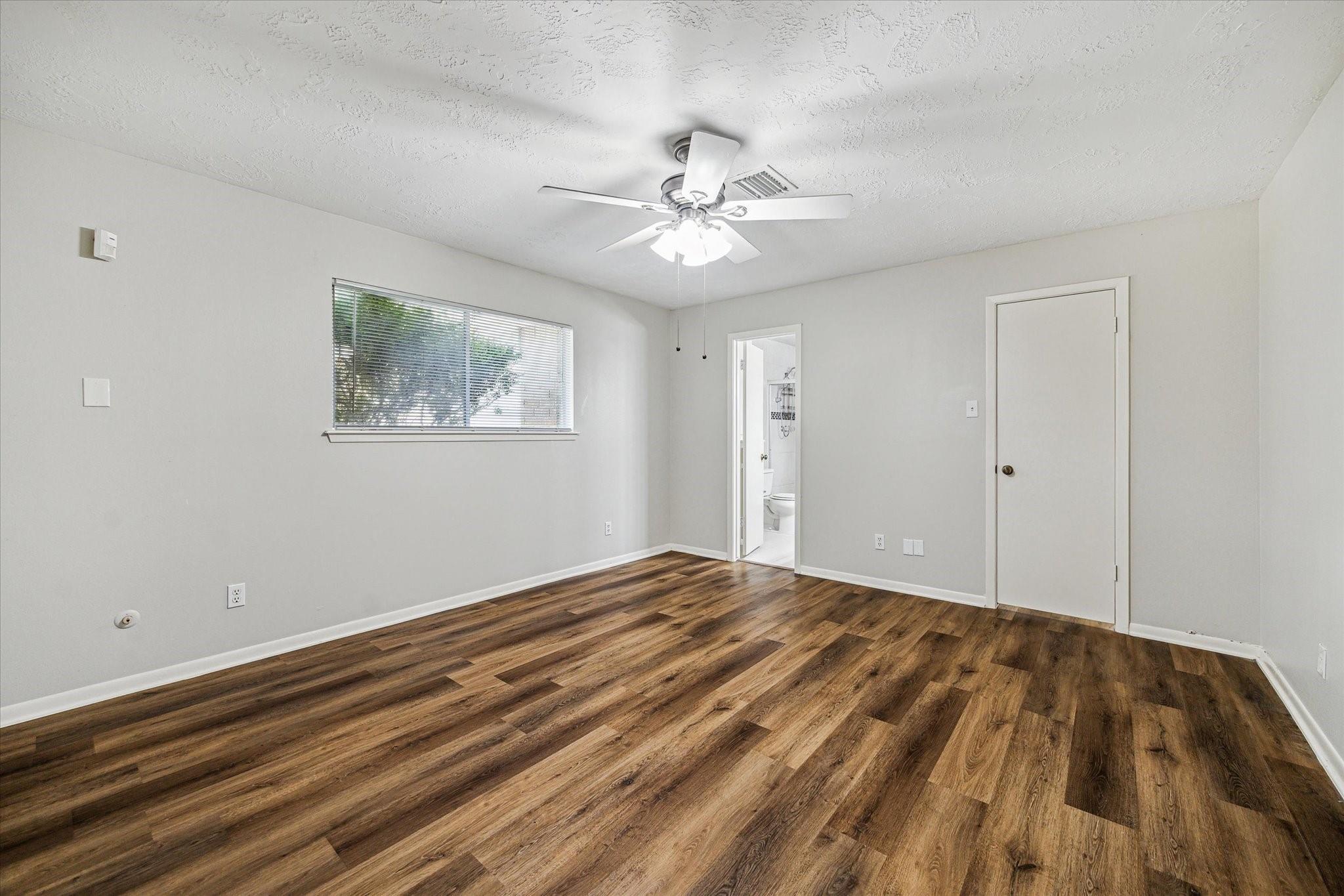 1903 Foxtail Place