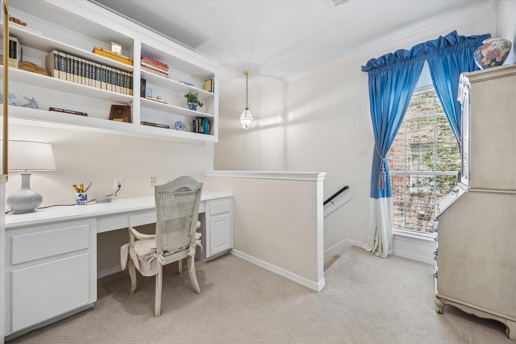 5819 Inwood Park Ct Court N