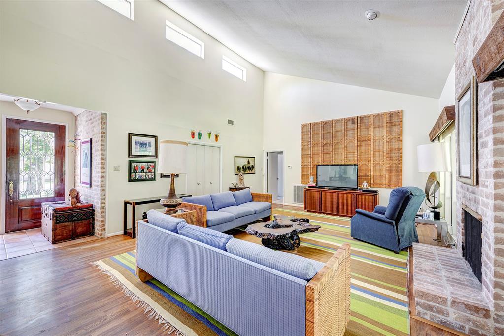 1313 Spring Oaks Circle