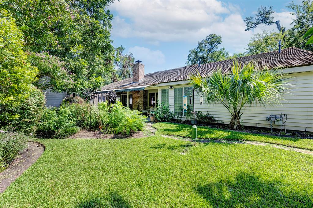 1313 Spring Oaks Circle