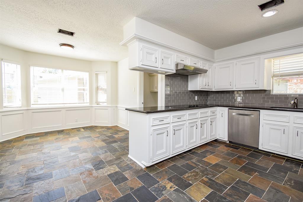 7638 Club Lake Drive