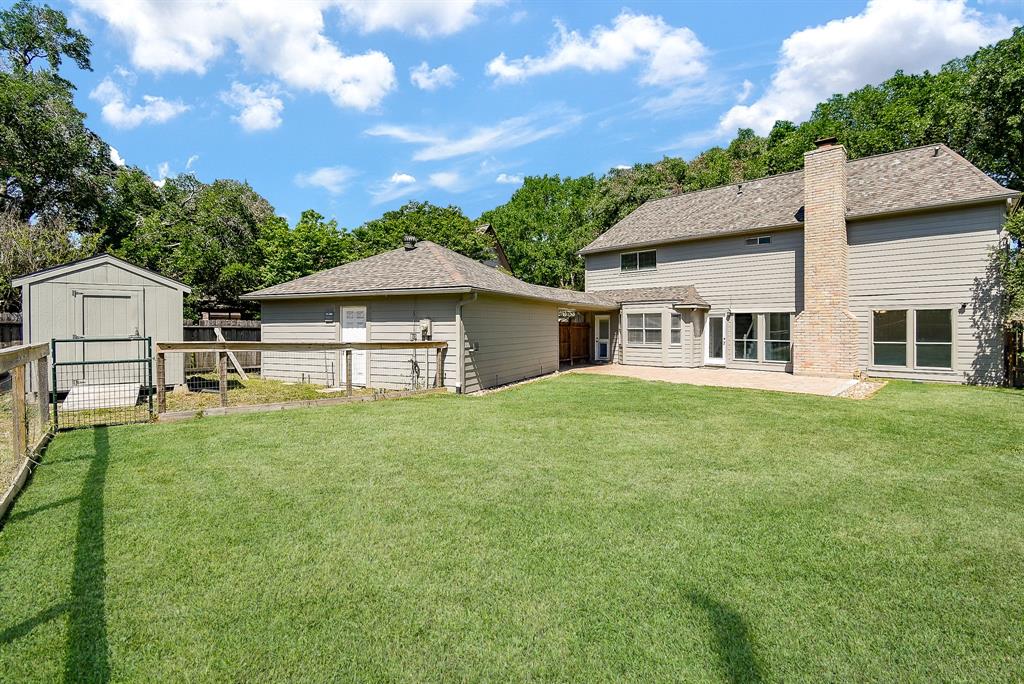 7638 Club Lake Drive