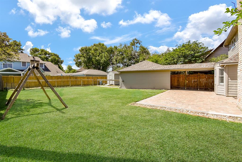 7638 Club Lake Drive