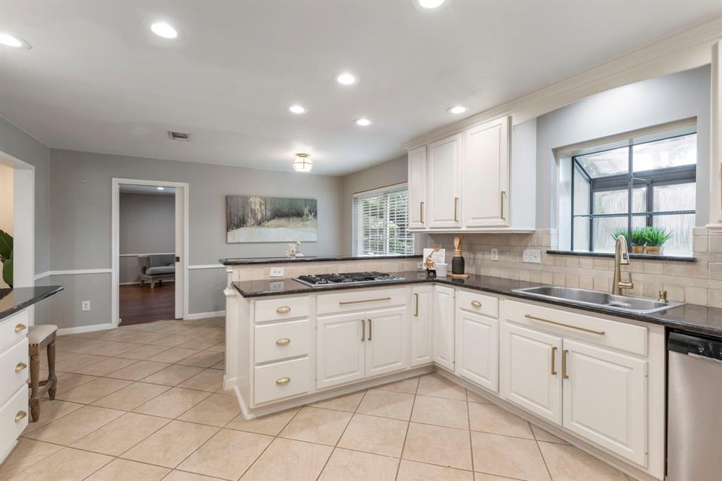 13514 Kimberley Lane