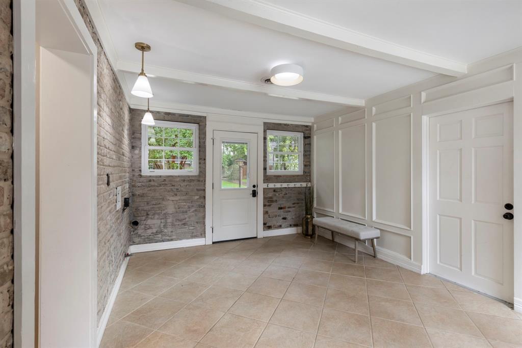 13514 Kimberley Lane