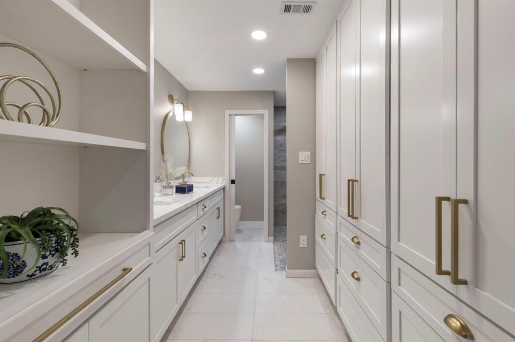 13514 Kimberley Lane