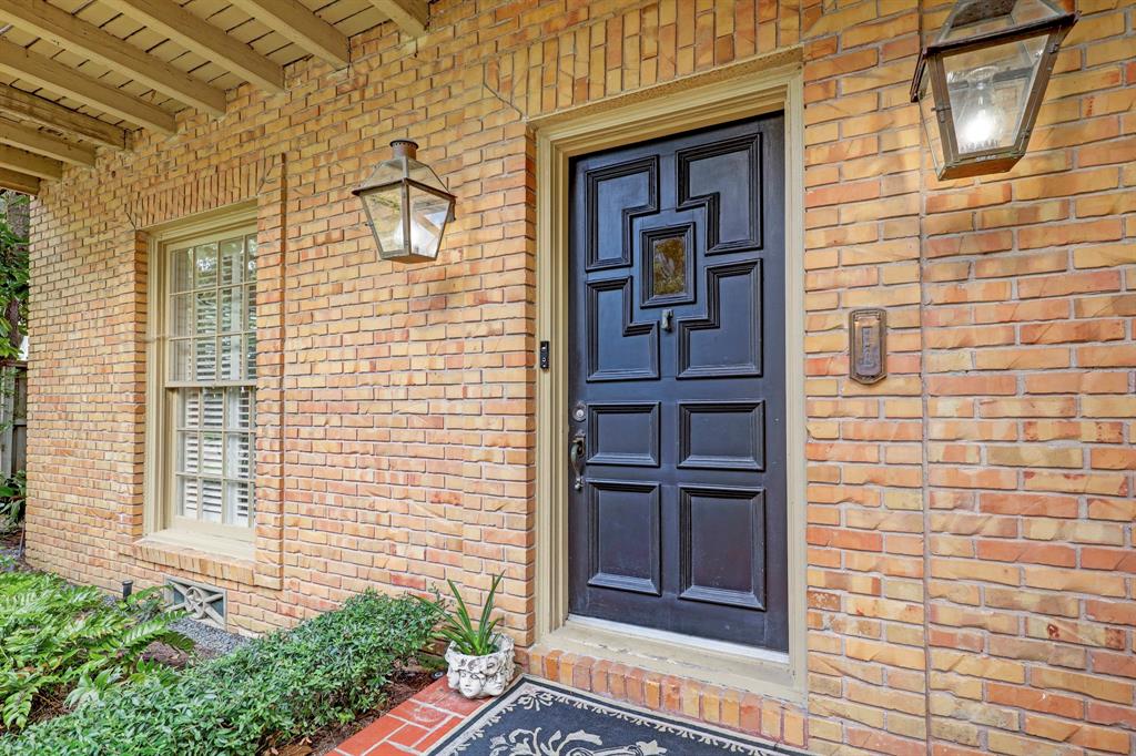 2159 Looscan Lane