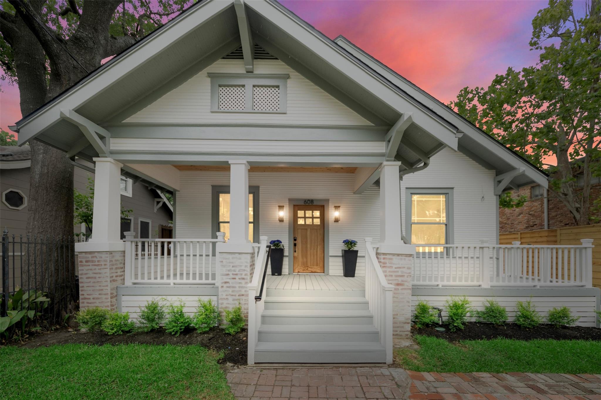 608 W Main Street