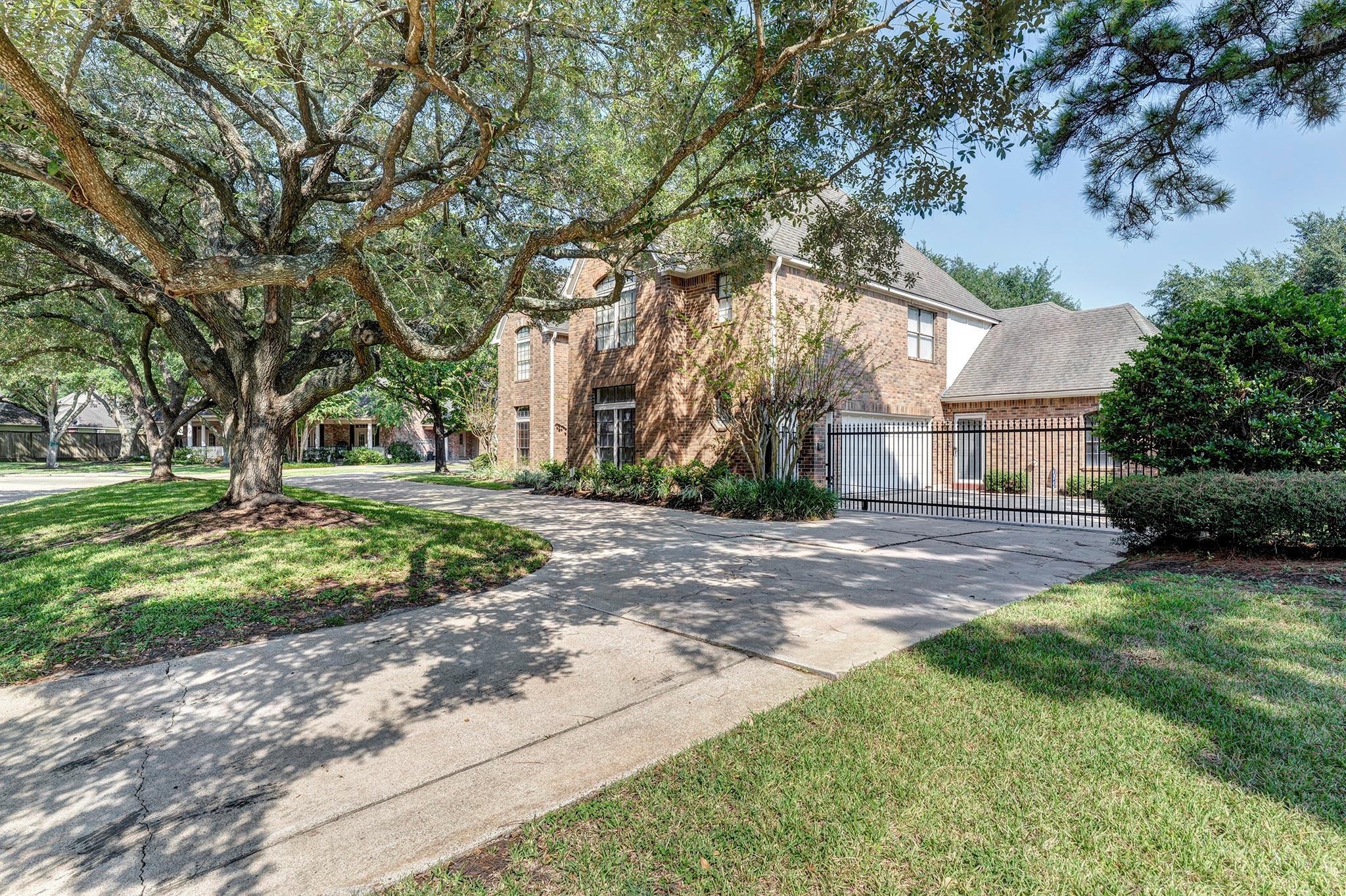 13714 Cottrell Court