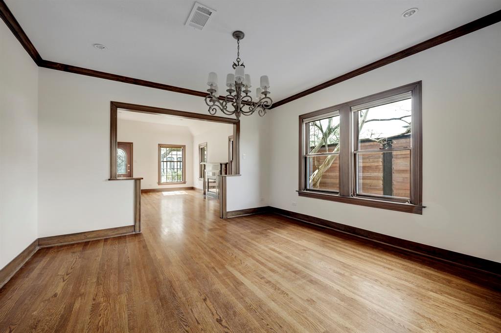 2724 Barbara Lane