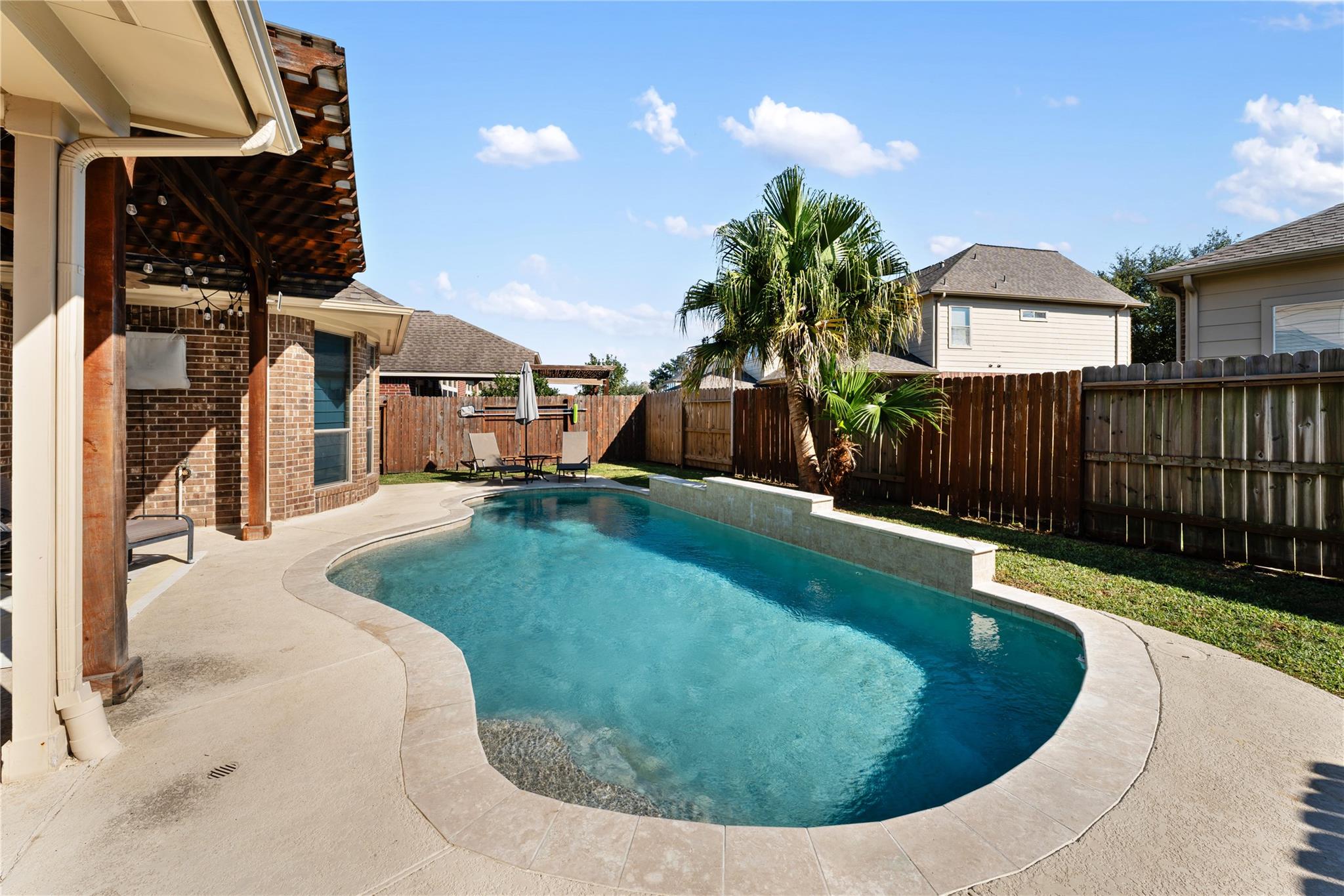 26643 Juniper Forest Fall Lane W