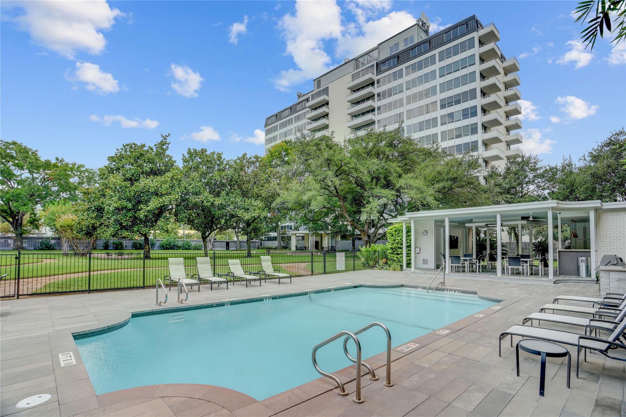 2701 Westheimer Road # 10F