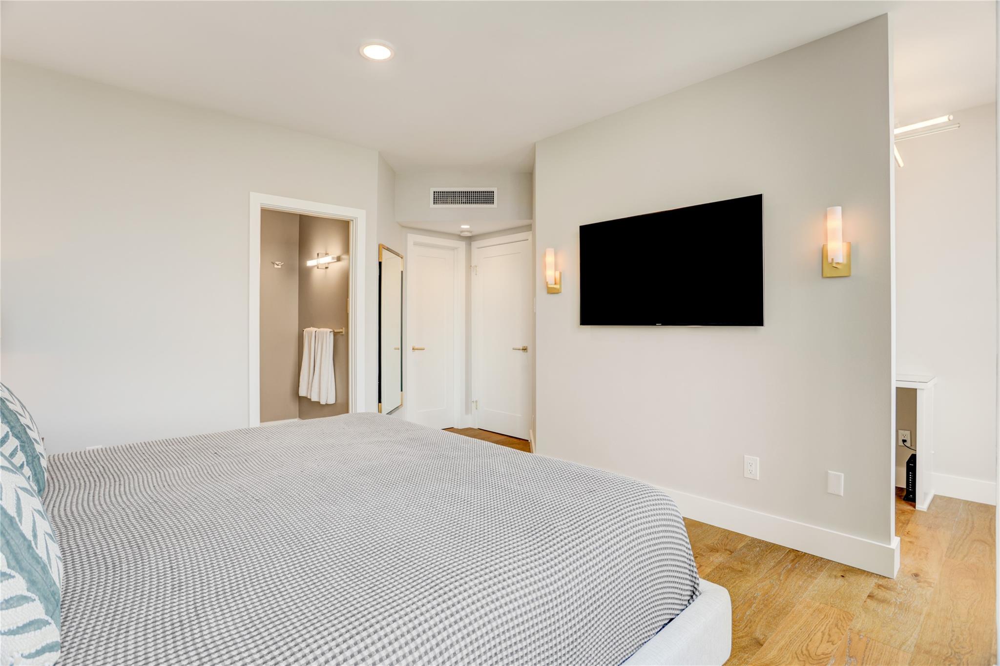 2701 Westheimer Road # 10F