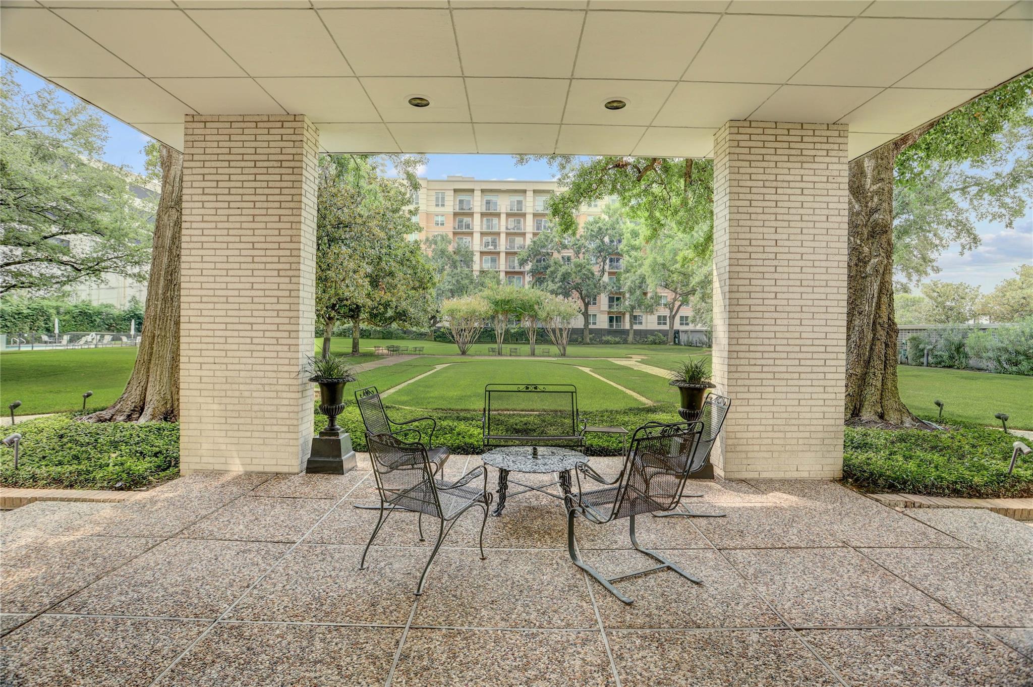 2701 Westheimer Road # 10F