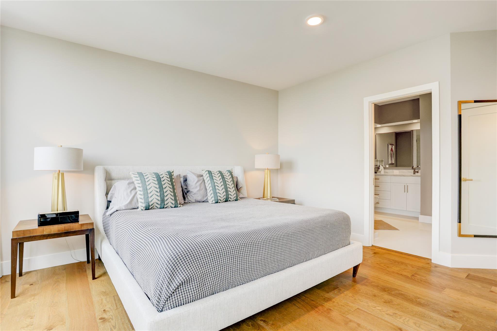 2701 Westheimer Road # 10F