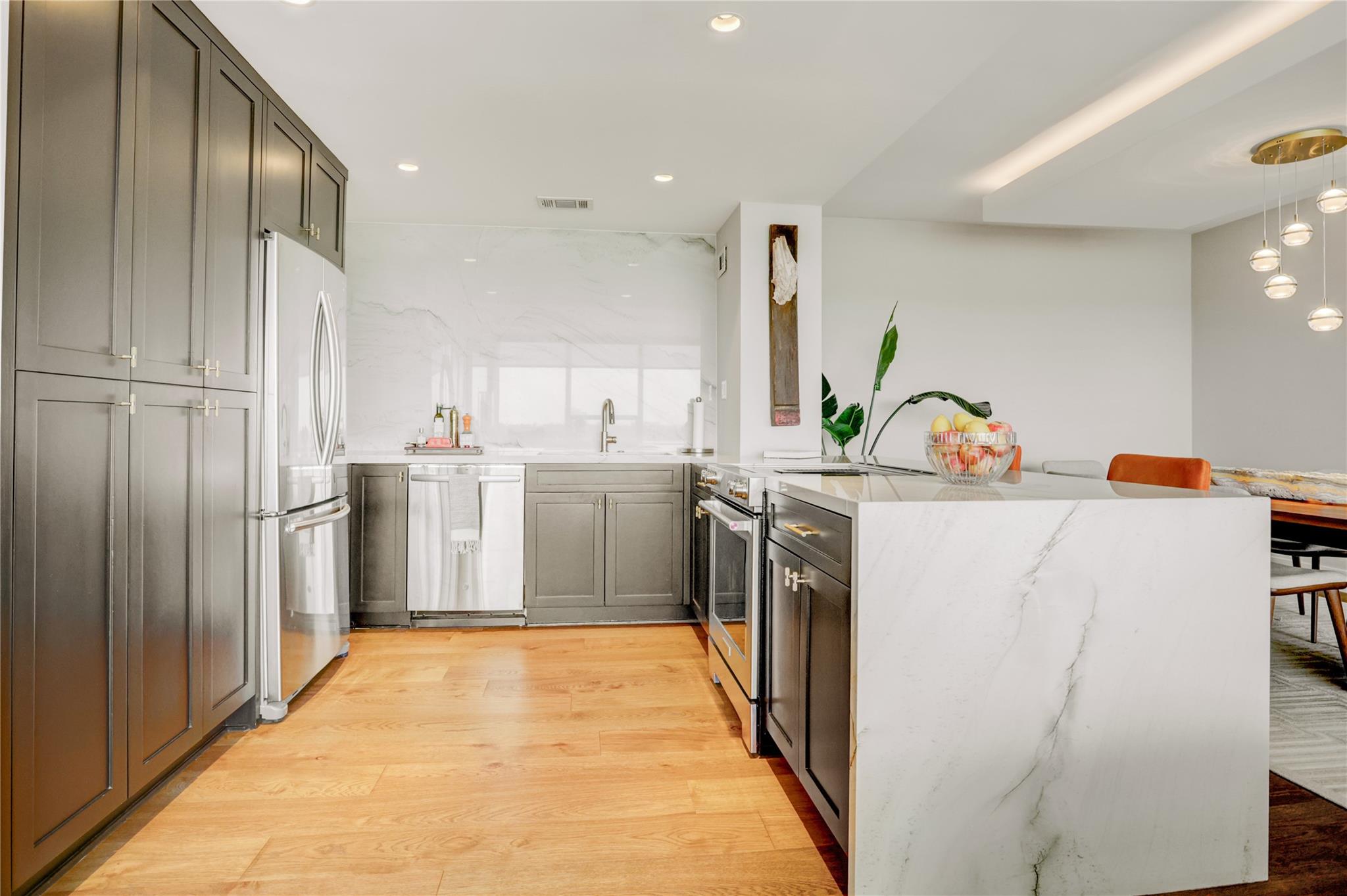 2701 Westheimer Road # 10F