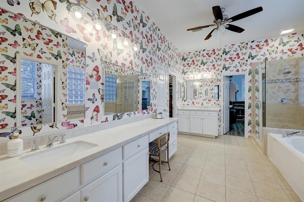 2903 Autumn Lake Drive