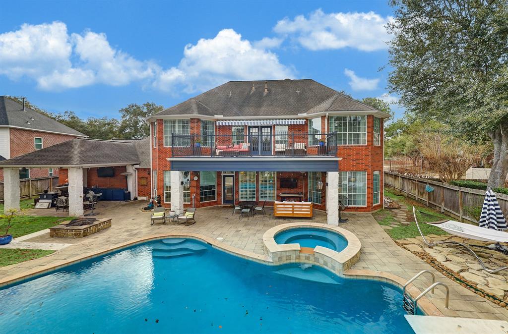 2903 Autumn Lake Drive