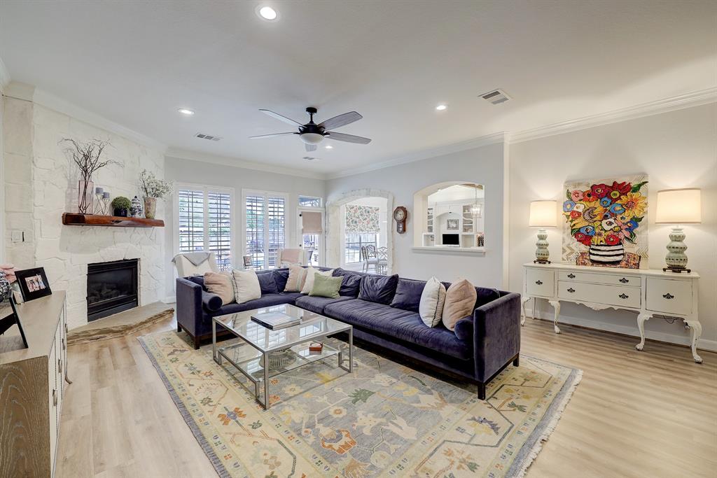 2903 Autumn Lake Drive