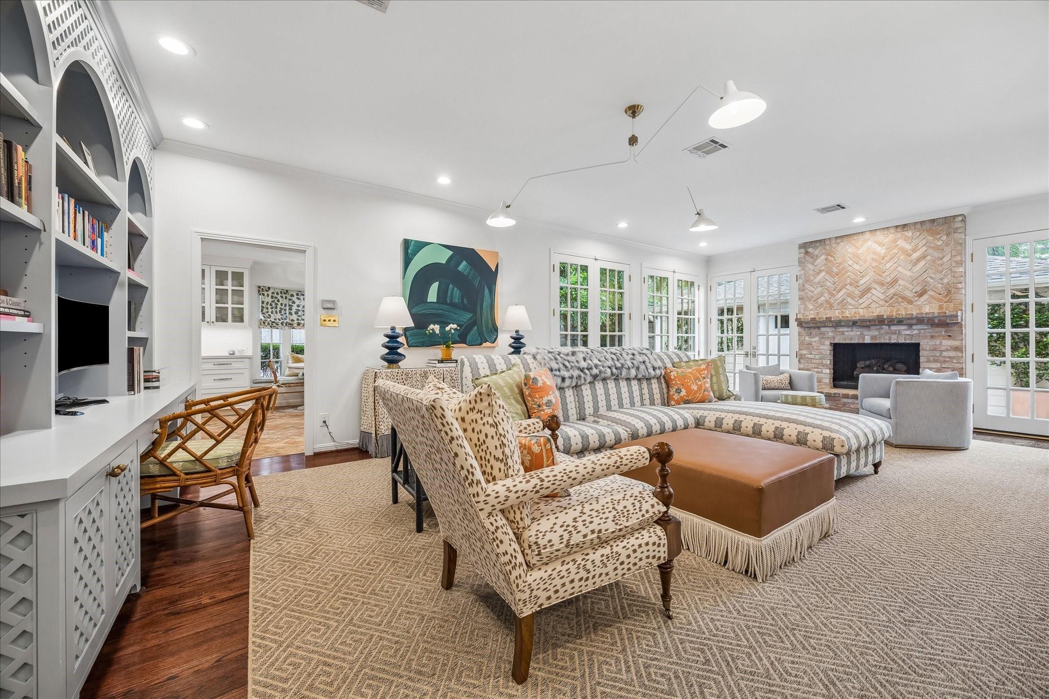 3842 Meadow Lake Lane