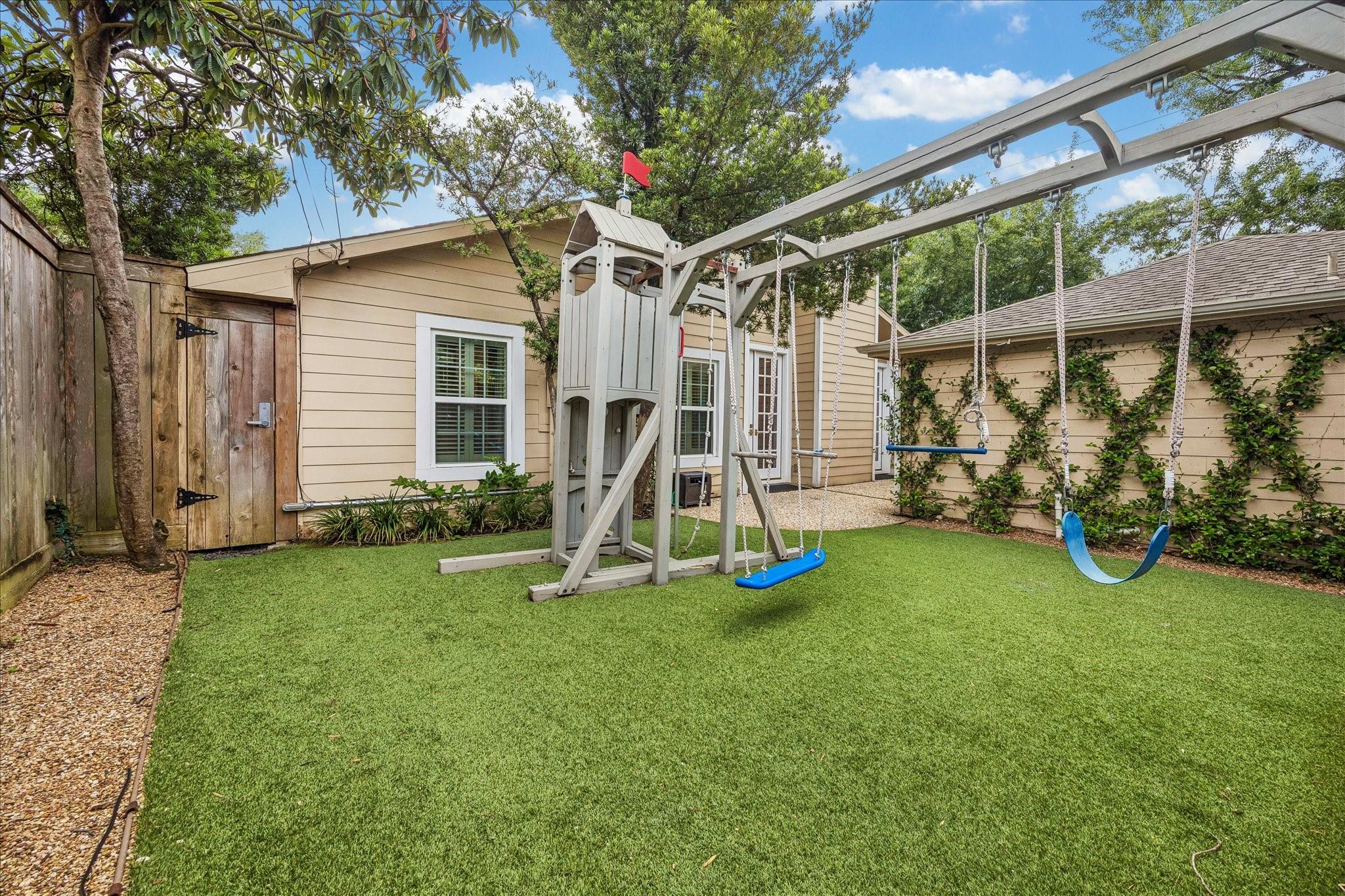 3842 Meadow Lake Lane