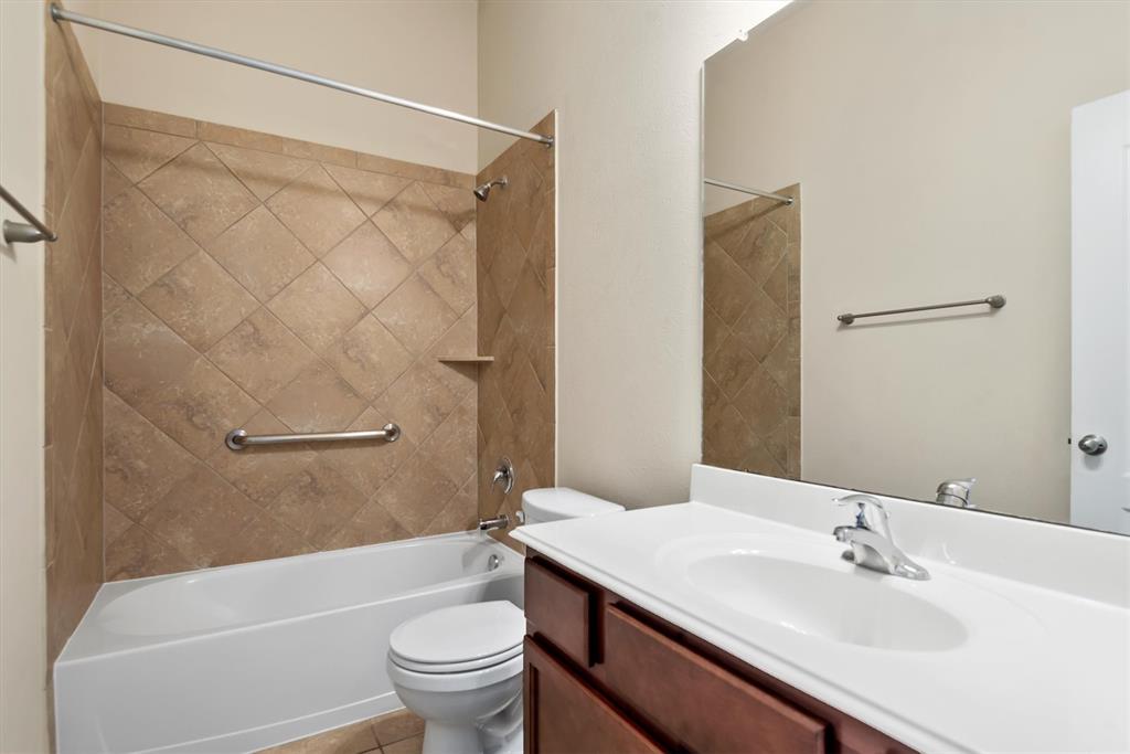 3726 Goldleaf Trail Drive