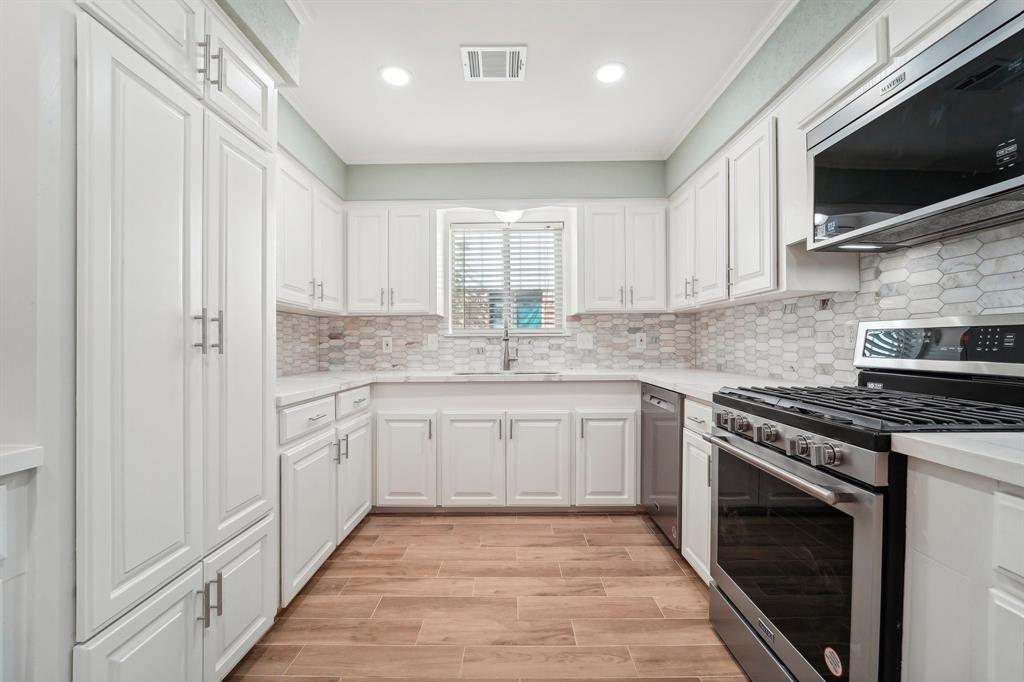 5406 Rutherglenn Drive